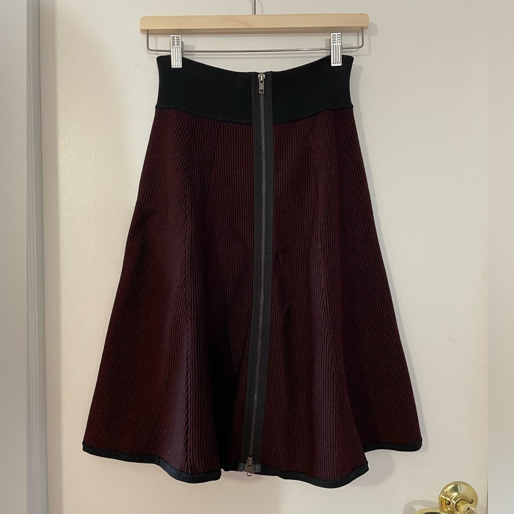 ALC women burgundy skirt, NYC sample, size s-m